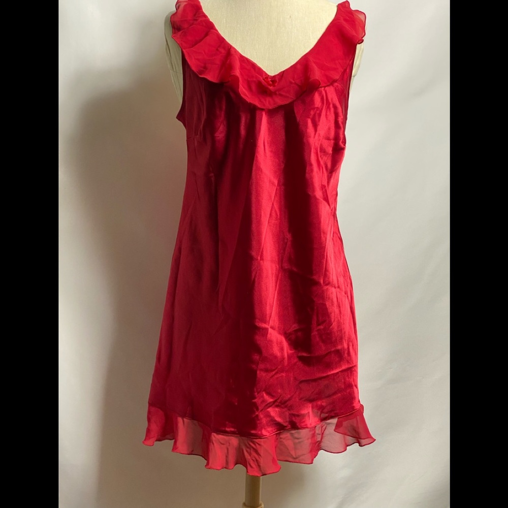 Women's babydoll lingerie satin red unbranded 19” Chest 32” Length